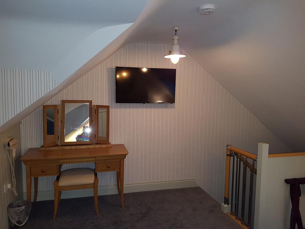 The Bosham B&B エクステリア 写真