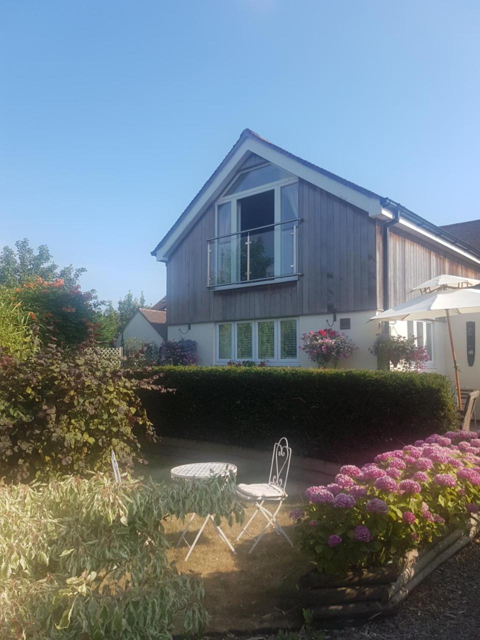 The Bosham B&B エクステリア 写真